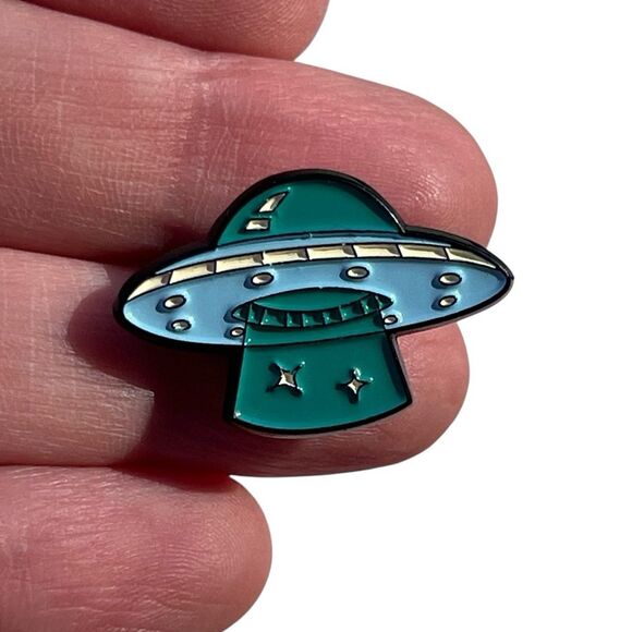 UFO Alien Glitter Enamel Pin - Picture 3 of 5